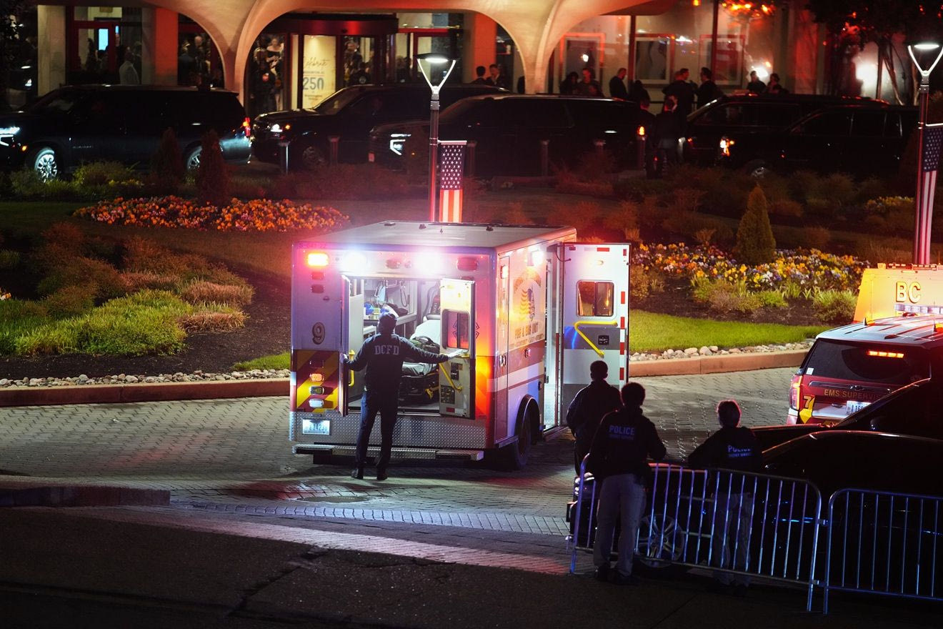 ΗΠΑ: Πώς ο δράστης “πέρασε” όπλα στο Δείπνο – Τι λένε οι Αρχές