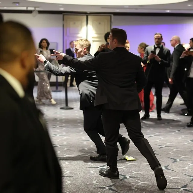 Washington Post: Δεν υπάρχει ένδειξη ότι ο Άλεν πυροβόλησε τους μυστικούς πράκτορες