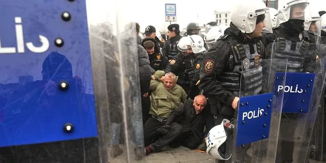 Τουρκία: Συνελήφθησαν 110 ανθρακωρύχοι σε απεργία πείνας για τους απλήρωτους μισθούς τους