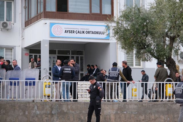 “Δεν σώσατε τα παιδιά” – Η Τουρκία θρηνεί τα θύματα του πρώτου mass shooting σε σχολείο