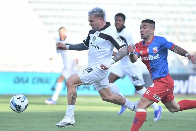 Βόλος – ΟΦΗ 1-1: Ο Φούντας απάντησε στον Λάμπρου και καμία ομάδα δεν πήρε τη νίκη