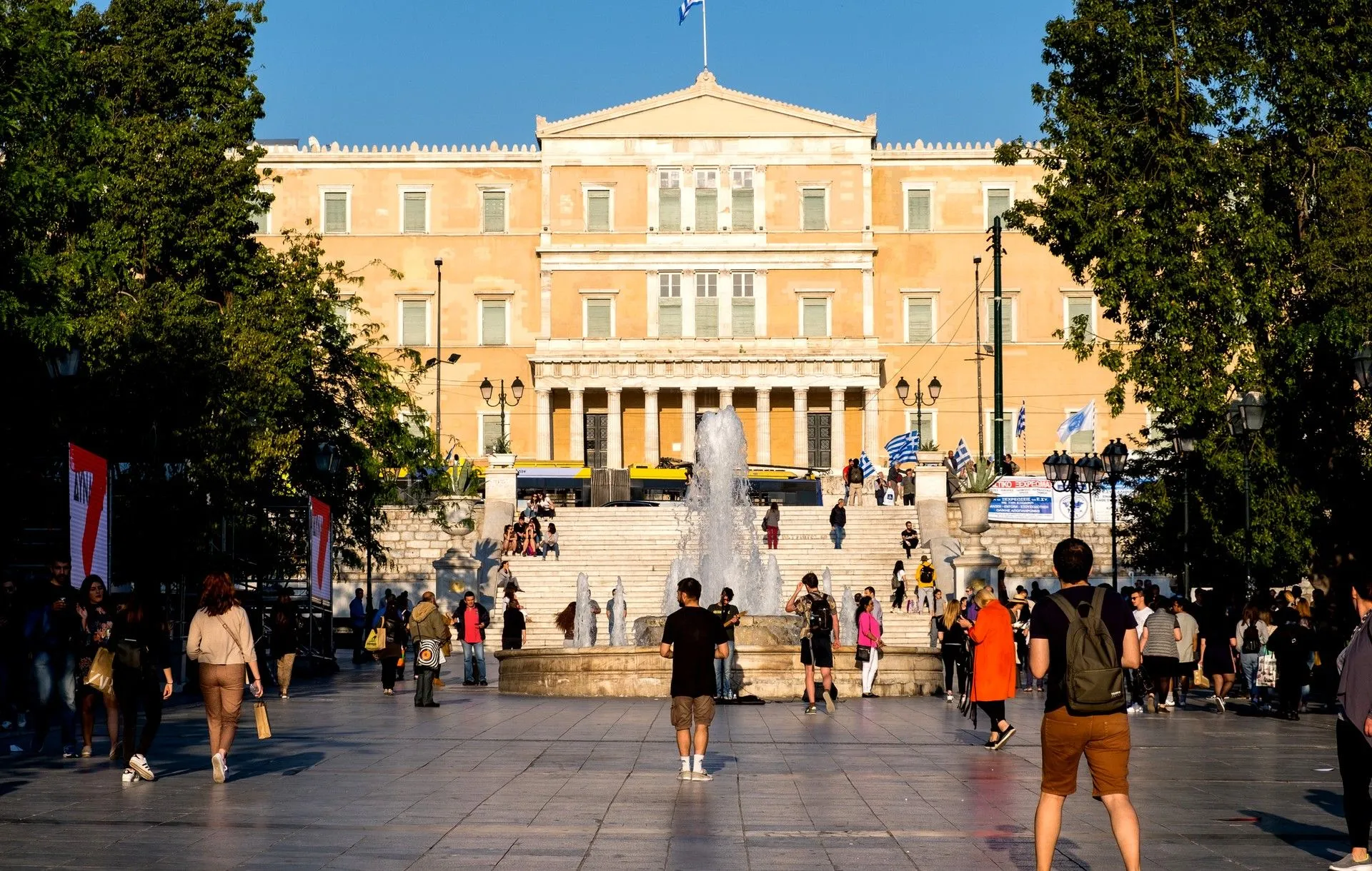 Τι φοβίζει περισσότερο τους 30άρηδες στην Ελλάδα σήμερα