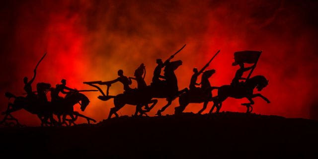 Μήπως ο δυτικός κόσμος επανέρχεται στις εργοστασιακές του ρυθμίσεις;