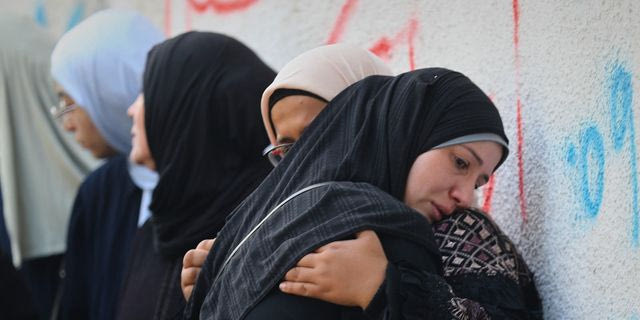 ΟΗΕ: 47 γυναίκες και κορίτσια σκοτώνονταν καθημερινά στον πόλεμο στη Γάζα