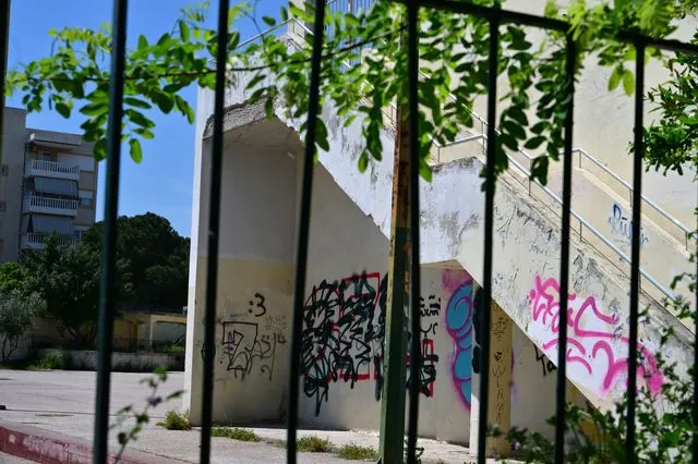 Χαϊδάρι: Στο χειρουργείο με διάχυτο εγκεφαλικό οίδημα η 13χρονη μαθήτρια