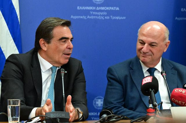 Τελετή παράδοσης - παραλαβής στο Υπουργείο Αγροτικής Ανάπτυξης και Τροφίμων. Σάββατο 4 Απριλίου 2026