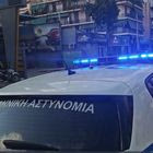 Οδηγός μηχανής παρέσυρε και εγκατέλειψε ανήλικη στην οδό Λιοσίων