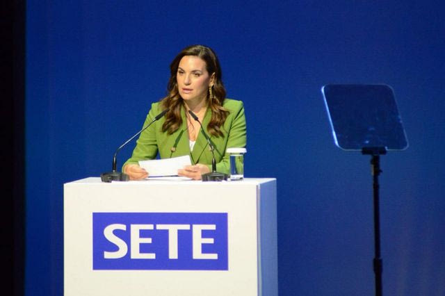 Όλγα Κεφαλογιάννη: Το μήνυμα για το χωροταξικό και την αναβάθμιση της τουριστικής εκπαίδευσης