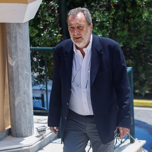 Στρατής Λιαρέλλης