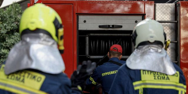 Πυροσβέστες Λακωνίας: Καταγγέλλουν μετακίνηση πυροσβεστικού οχήματος 60 ετών στο Πόρτο Γερμενό