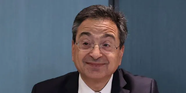 Καραβίας: Προειδοποίηση για επενδύσεις 8 δισ. ευρώ που μένουν εκτός RRF