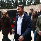 Το Μνημείο, η (άλλη) φωτογραφία και ο θρασύτατος Άδωνις…