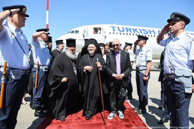 Η υποδοχή του Πατριάρχη Βαρθολομαίου στην Αθήνα και η συνάντηση με τον Αρχιεπίσκοπο Ιερώνυμο