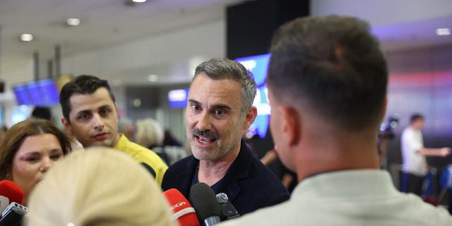 Ο Γιώργος Καπουτζίδης