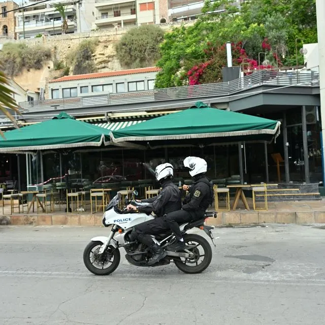 Πυροβολισμοί στο Μικρολίμανο