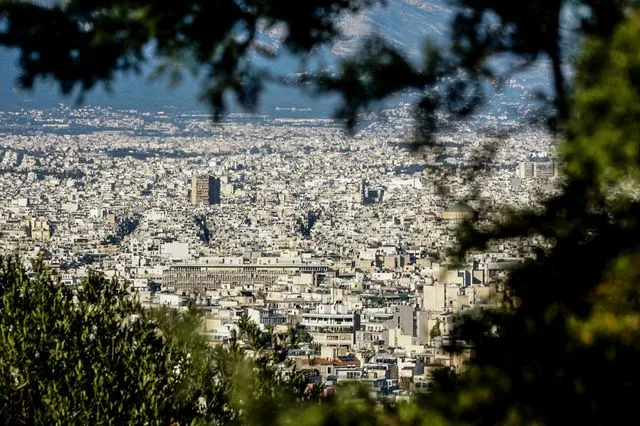 Αναστάτωση στα Νότια Προάστια της Αττικής από την έντονη οσμή αερίου