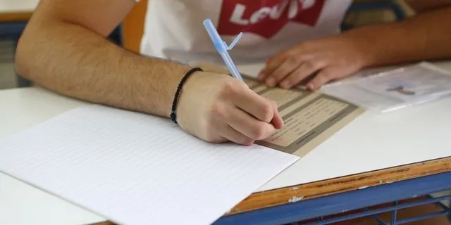 Πρεμιέρα για τις Πανελλήνιες Εξετάσεις στα Γενικά Λύκεια όλης της χώρας