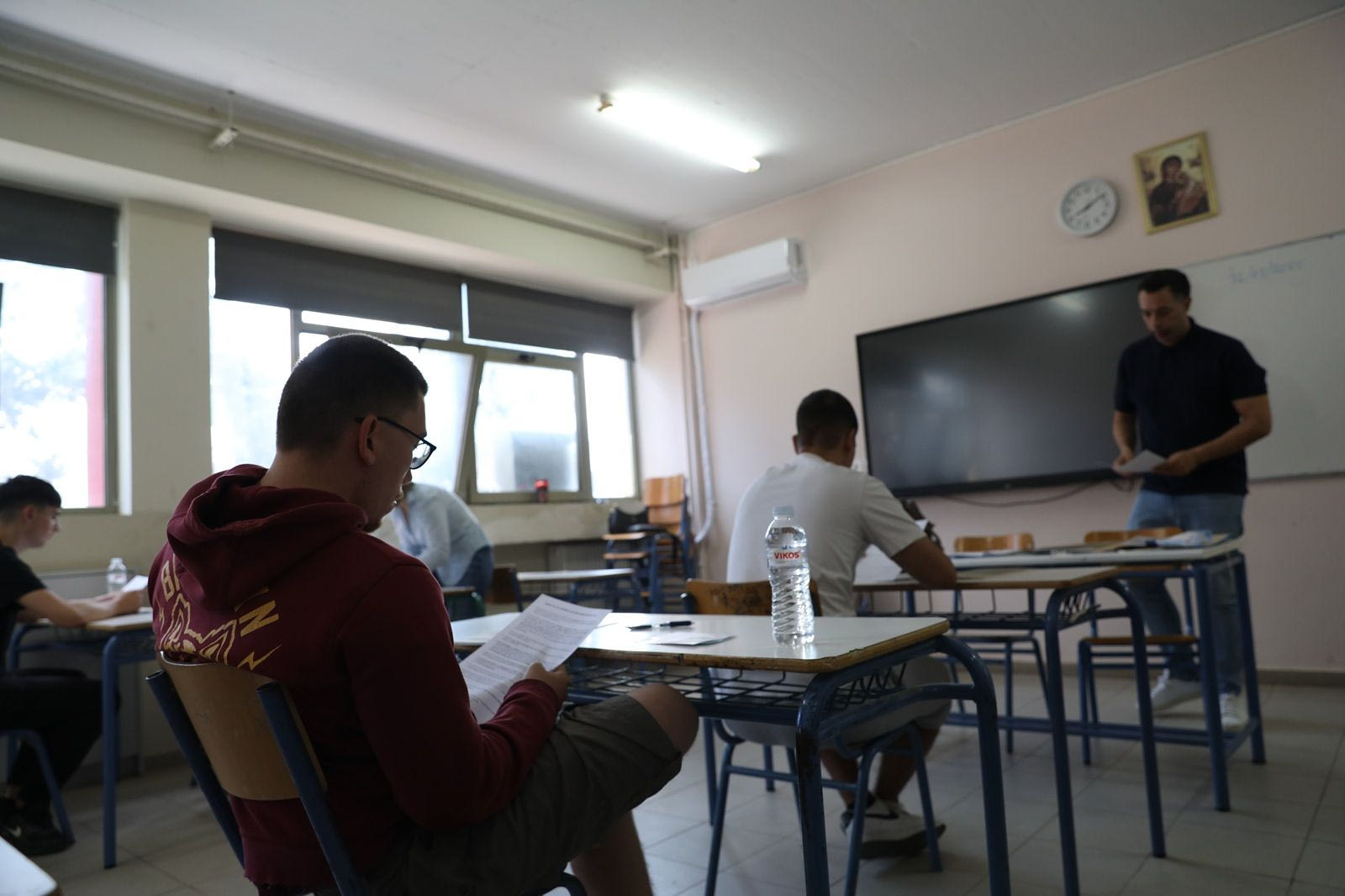 Πανελλήνιες 2026: Τα θέματα που έπεσαν σε Νεοελληνική Γλώσσα και Λογοτεχνία