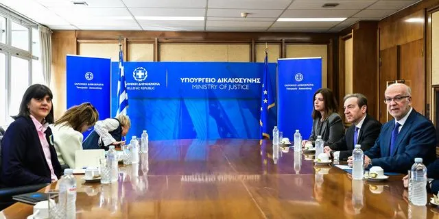 Συνάντηση του υπουργού Δικαιοσύνης Γιώργου Φλωρίδη με την επικεφαλής της Ευρωπαϊκής Εισαγγελίας, Λάουρα Κοβέσι, στο υπουργείο Δικαιοσύνης