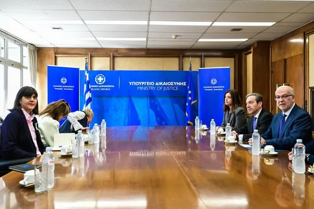 Συνάντηση του υπουργού Δικαιοσύνης Γιώργου Φλωρίδη με την επικεφαλής της Ευρωπαϊκής Εισαγγελίας, Λάουρα Κοβέσι, στο υπουργείο Δικαιοσύνης