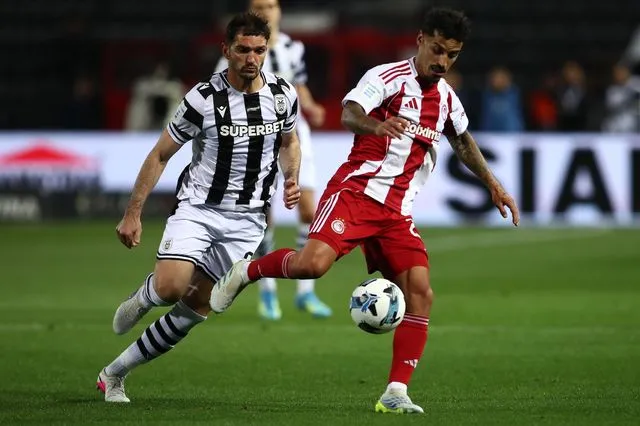 ΠΑΟΚ – Ολυμπιακός 3-1: Ο Δικέφαλος φώναξε “παρών” και ανέβηκε στη 2η θέση