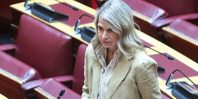 Μιλένα Αποστολάκη: Όχι στην υποχρεωτική αντιδικία των Δήμων με εργαζόμενους