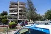 Η πολυκατοικία από την ταράτσα της οποίας βούτηξαν στο κενό οι δύο 17χρονες