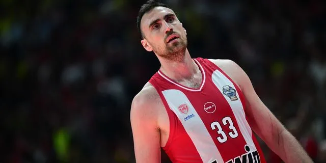 “Απόψε δείξαμε τι ομάδα είμαστε, έχουμε ένα βήμα ακόμη μπροστά μας”