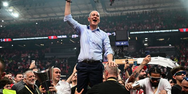 Οι πανηγυρισμοί Παναγιώτη και Γιώργου Αγγελόπουλου