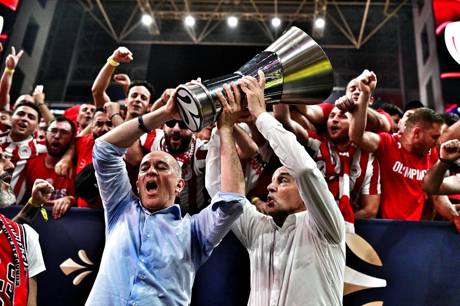 Οι πανηγυρισμοί Παναγιώτη και Γιώργου Αγγελόπουλου