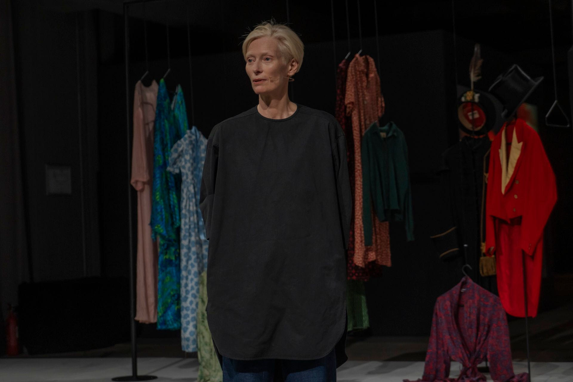 Tilda Swinton: Η γυναίκα-φαινόμενο των καιρών μας