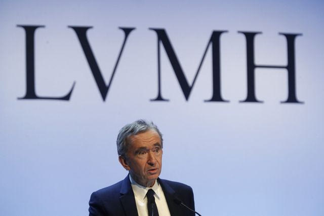 O όμιλος Louis Vuitton προχώρησε σε συμφωνία για την πώληση του Marc Jacobs