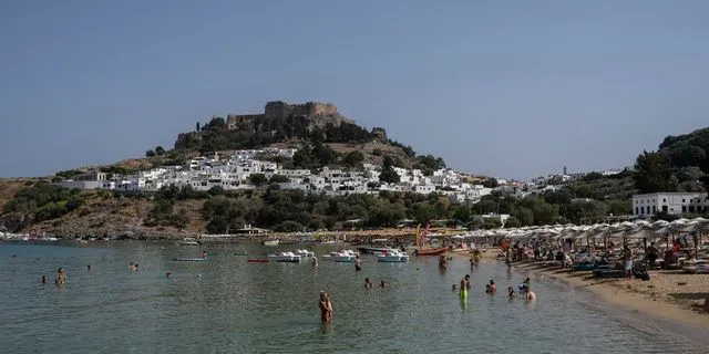 Κοινωνικός τουρισμός: Μέχρι 13/5 η υποβολή αιτήσεων για 25.000 συνταξιούχους