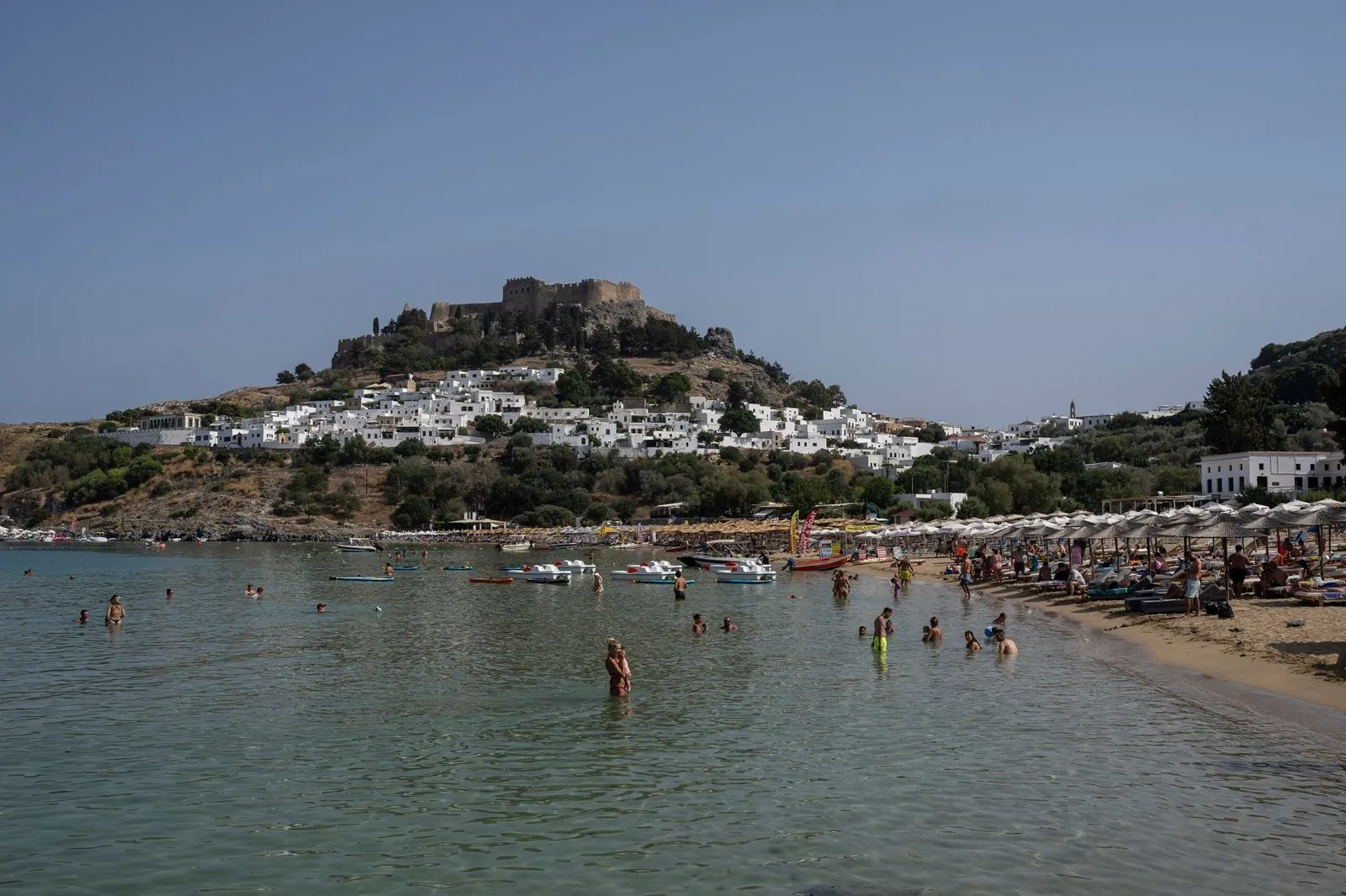 Τουρίστες στη Ρόδο