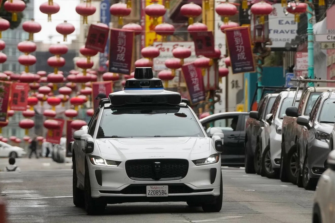 Αυτόματο ταξί Waymo