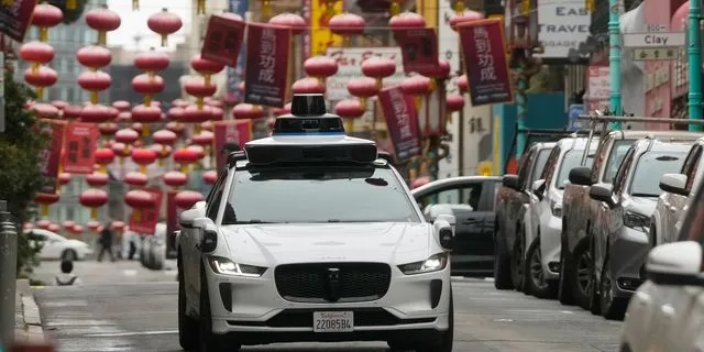 Αυτόματο ταξί Waymo