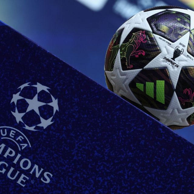 Η μπάλα του τελικού για το Champions League