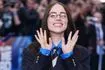 Billie Eilish: “Καταπιέζω τα τικ του Tourette σε κάθε μου συνέντευξη”