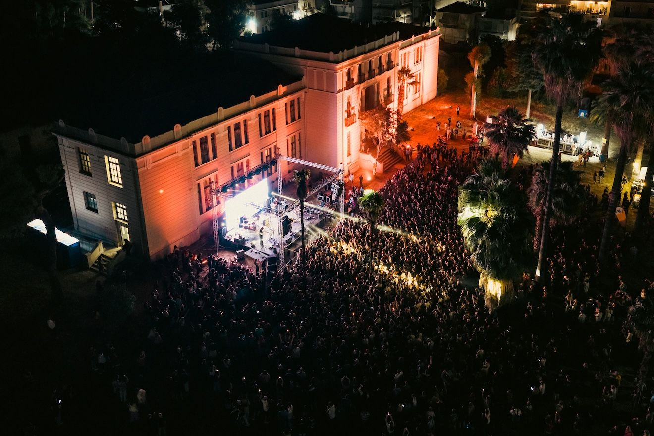 5 στίχοι που χαρακτηρίζουν το Up Fm Festival