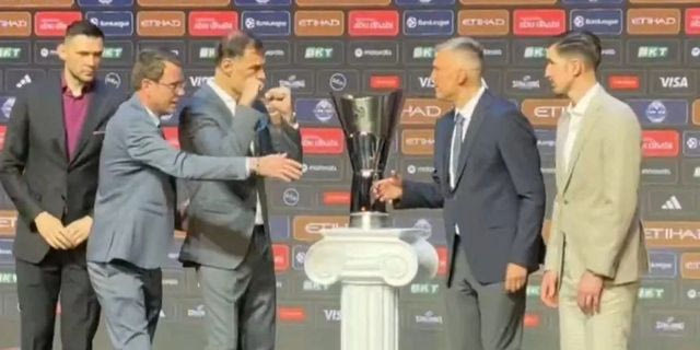 EuroLeague FinalFour 2026: Κεφάτος Μπαρτζώκας, “προκάλεσε” σε στιλ πυγμάχου τον Γιασικεβίτσιους