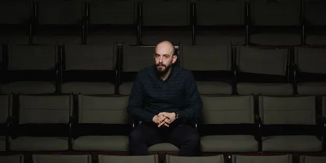 Ο Μάνος Βαβαδάκης