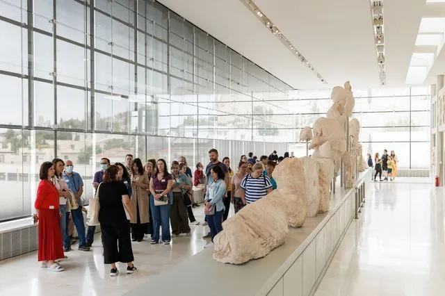 Διεθνής Ημέρα Μουσείων στο Μουσείο Ακρόπολης: Δωρεάν είσοδος, ξεναγήσεις και πιάνο με θέα τα αρχαία