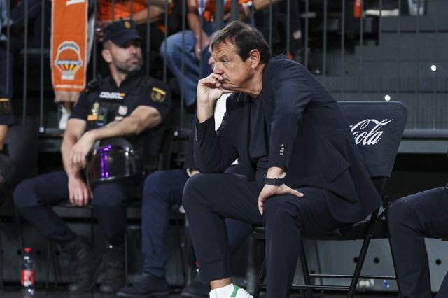 Αταμάν: Παίξαμε άθλια στην επίθεση, ειδικά στο πρώτο μέρος