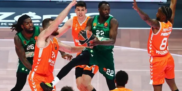 Παναθηναϊκός AKTOR – Βαλένθια 87-91: Πάλεψε για τρελή ανατροπή, αλλά θα περιμένει για την πρόκριση στο Final Four