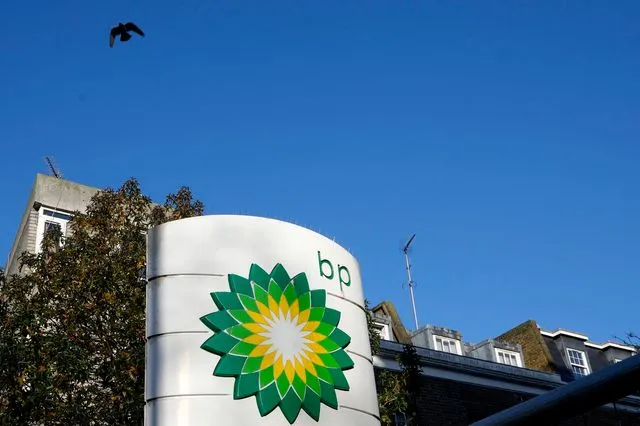 Η BP απέπεμψε τον πρόεδρό της μετά από “σοβαρές ανησυχίες” για τη συμπεριφορά του
