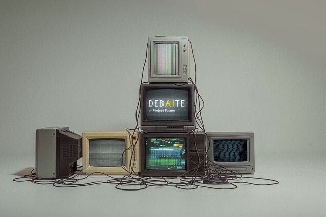 Η Πειραιώς παρουσιάζει το ντοκιμαντέρ «The debAIte» για τη σχέση της Gen Z με την αγορά εργασίας