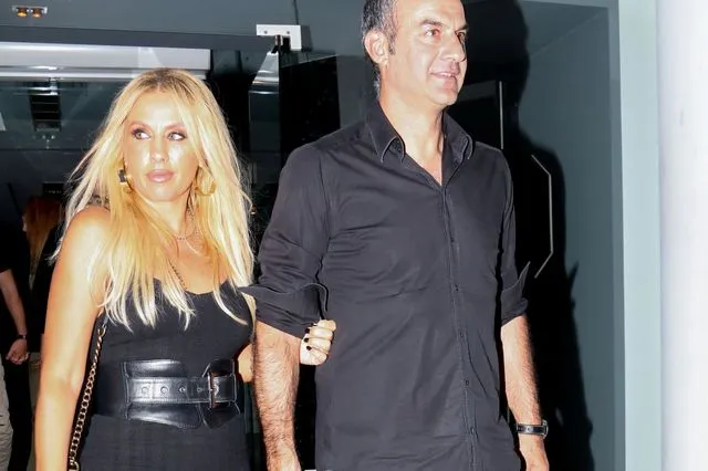 Το σπαρακτικό “αντίο” του Τραϊανού Δέλλα στη Γωγώ Μαστροκώστα: “Άγγελέ μου, πέτα ψηλά”