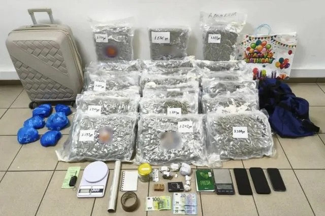 Εξαρθρώθηκε κύκλωμα διακίνησης «Skunk» στη Θεσσαλονίκη