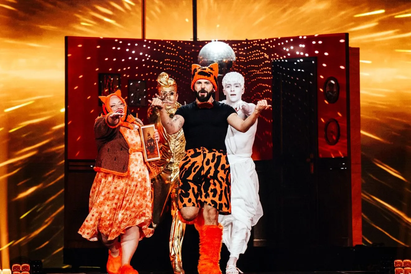 Ο Akylas στη σκηνή της Eurovision 2026 με το "Ferto"