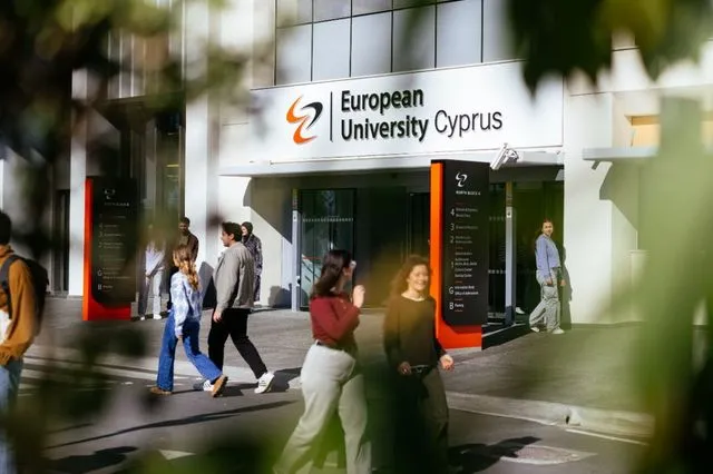 Πώς το Ευρωπαϊκό Πανεπιστήμιο Κύπρου διαμορφώνει τον διεθνή ακαδημαϊκό χάρτη της Κύπρου